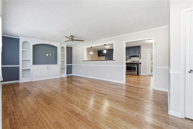 1630 Rose Garden Lane, Loganville, GA 30052