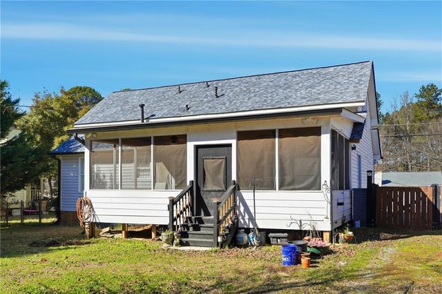 1630 Rose Garden Lane, Loganville, GA 30052