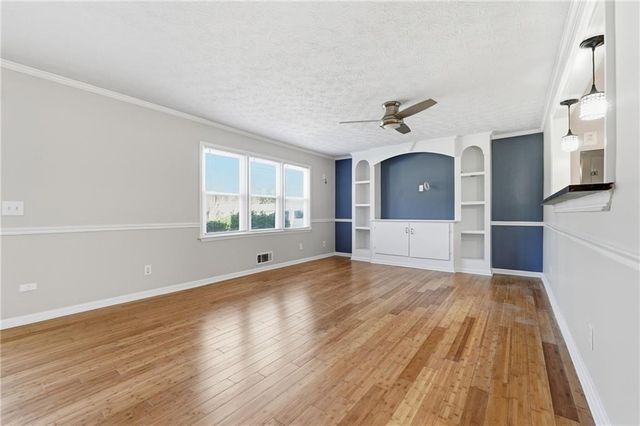 1630 Rose Garden Lane, Loganville, GA 30052