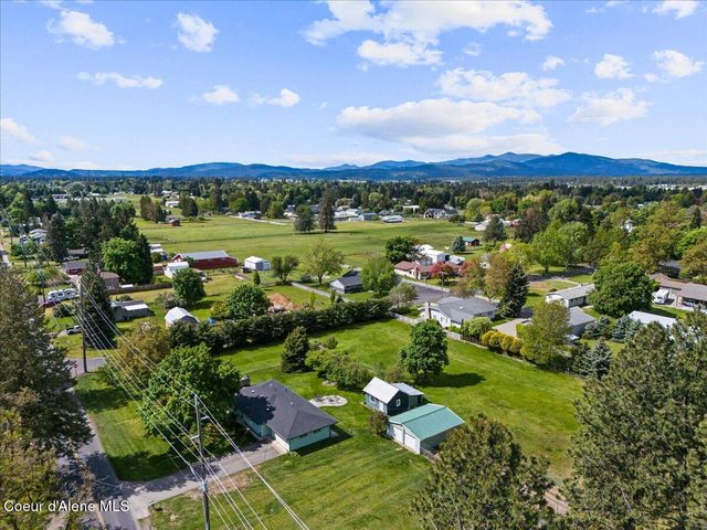 7647 15th St, Dalton Gardens, ID 83815