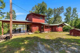 25 Ramp Rd., Greers Ferry, AR 72067