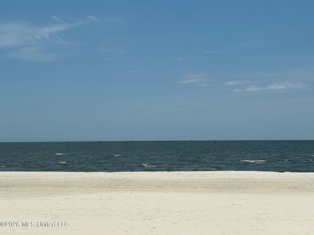 2046 Beach Boulevard, 224, Biloxi, MS 39531