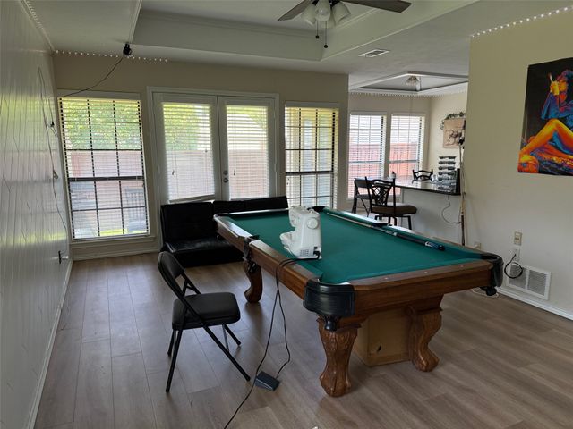 7314 HIGHLAND GLEN TRL, Dallas, TX 75248