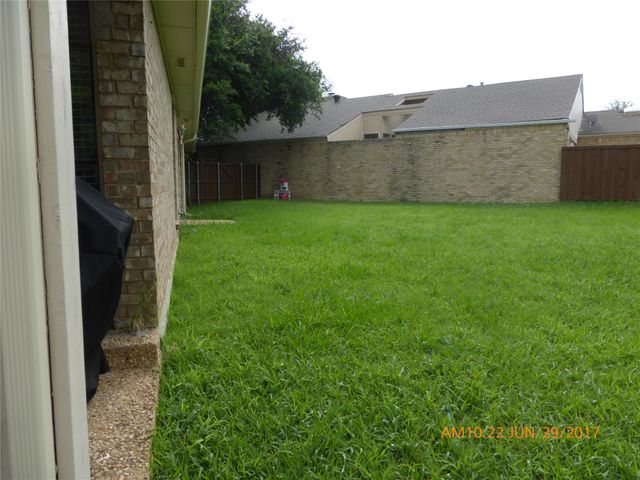 7314 HIGHLAND GLEN TRL, Dallas, TX 75248