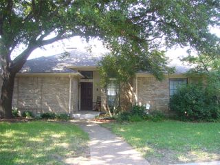 7314 HIGHLAND GLEN TRL, Dallas, TX 75248