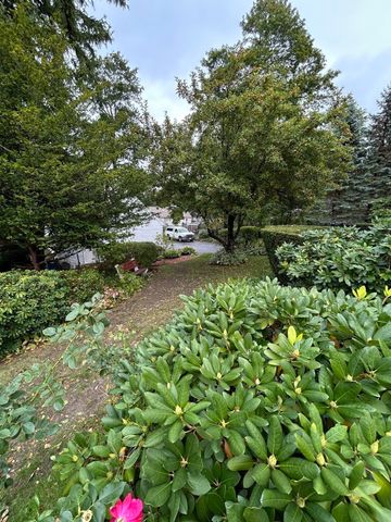 4 Great Road R, Bedford, MA 01730