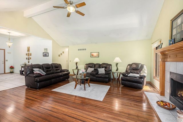 19866 Barchester Drive, Macomb Township, MI 48044