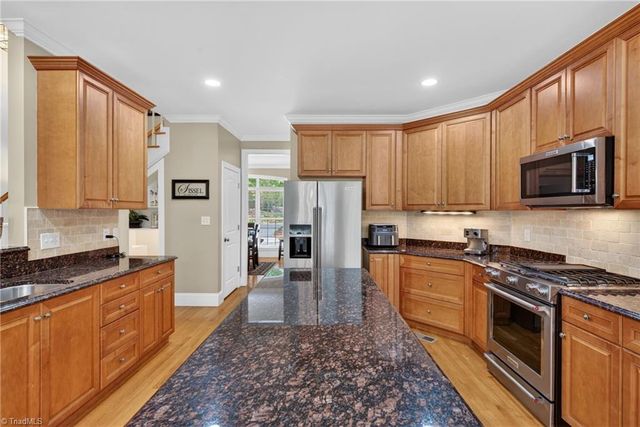 2304 Faircloth Way, High Point, NC 27265