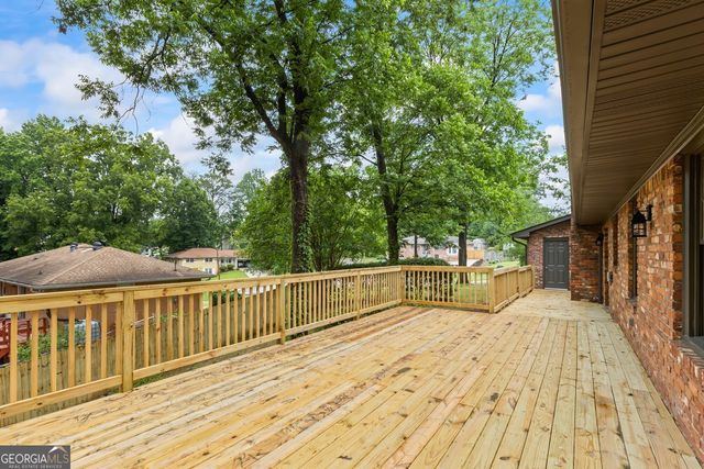 1124 Ponderosa Park Drive, Forest Park, GA 30297