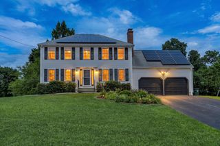 6 Fleuette Drive, Bellingham, MA 02019