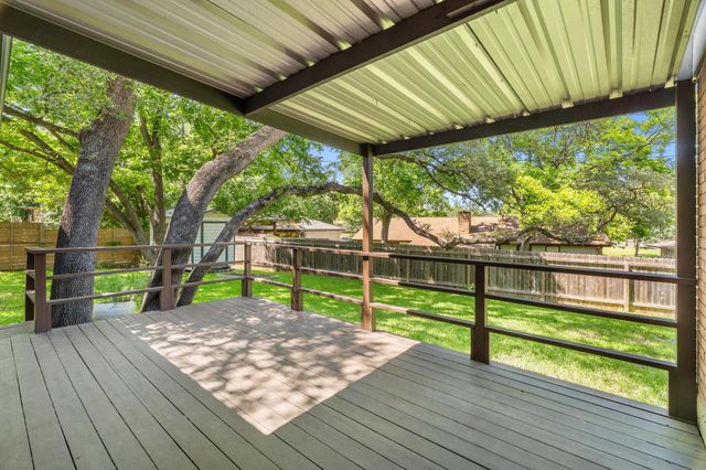 1110 Hollybluff ST, Austin, TX 78753
