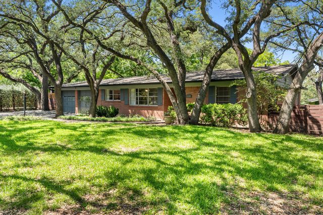 1110 Hollybluff ST, Austin, TX 78753