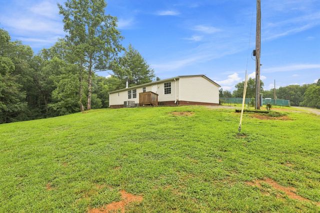 1019 Rob Newman Rd, Ashland City, TN 37015