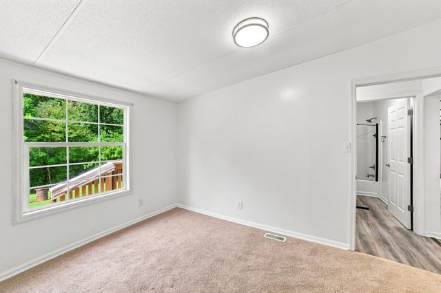 1019 Rob Newman Rd, Ashland City, TN 37015