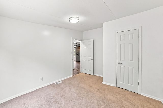 1019 Rob Newman Rd, Ashland City, TN 37015