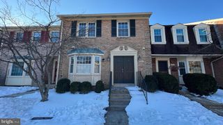 8237 CLIFTON FARM CT, Alexandria, VA 22306
