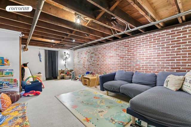 972 ALBANY Avenue, New York City, NY 11203