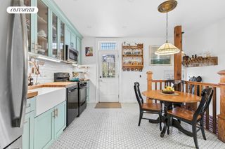 972 ALBANY Avenue, New York City, NY 11203