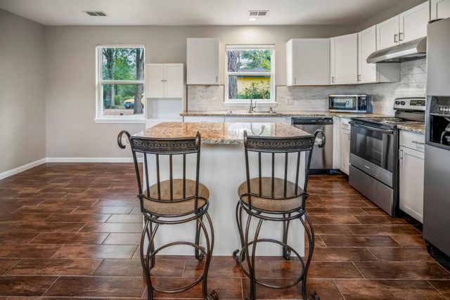 628 Foster Street, Tomball, TX 77375