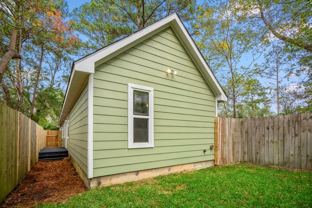 628 Foster Street, Tomball, TX 77375