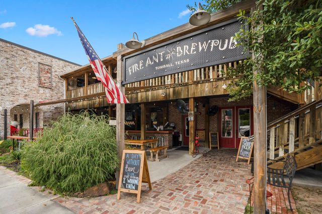 628 Foster Street, Tomball, TX 77375