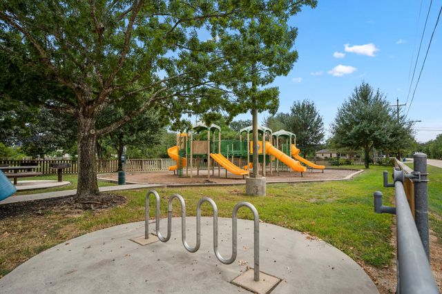 628 Foster Street, Tomball, TX 77375