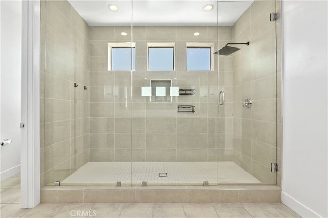 28519 Moyer Lane, Canyon Country, CA 91351