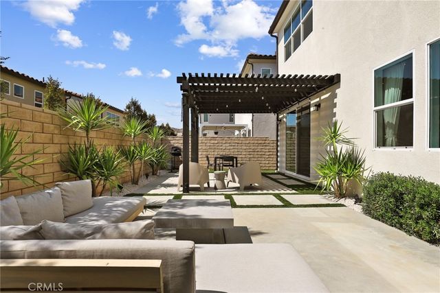 28519 Moyer Lane, Canyon Country, CA 91351