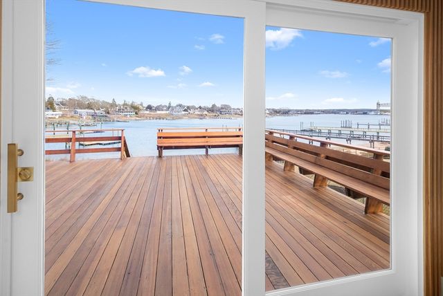 8 Pine Tree Drive, Wareham, MA 02532