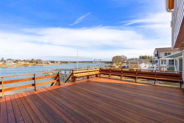 8 Pine Tree Drive, Wareham, MA 02532