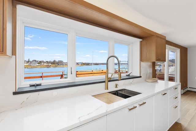 8 Pine Tree Drive, Wareham, MA 02532