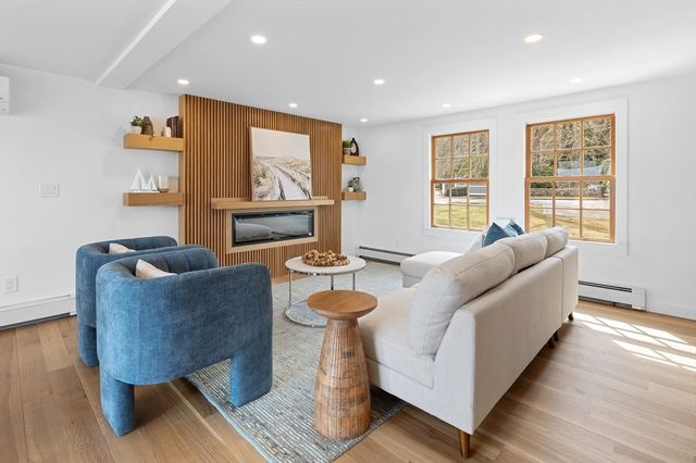 8 Pine Tree Drive, Wareham, MA 02532