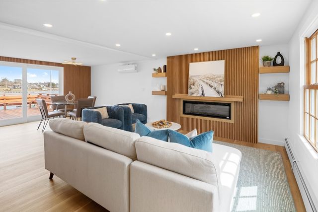 8 Pine Tree Drive, Wareham, MA 02532