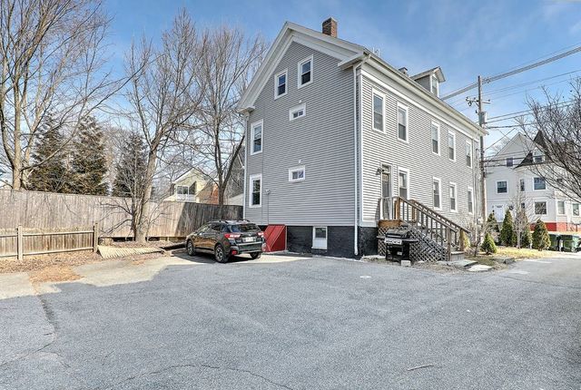 390 Hope Street 2, Providence, RI 02906