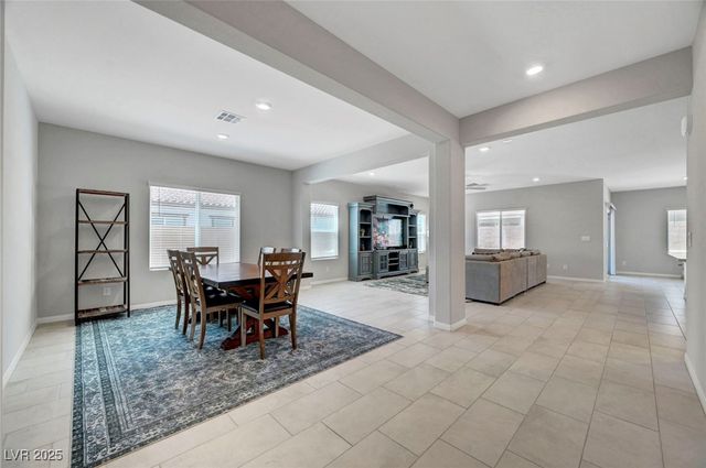 1943 Marks River Place, North Las Vegas, NV 89084