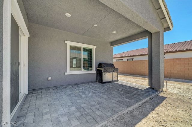 1943 Marks River Place, North Las Vegas, NV 89084