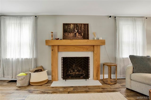 205 Elmhurst Drive, Orchard Park, NY 14127