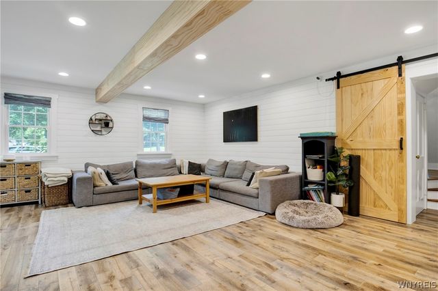 205 Elmhurst Drive, Orchard Park, NY 14127