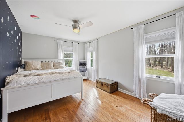 205 Elmhurst Drive, Orchard Park, NY 14127