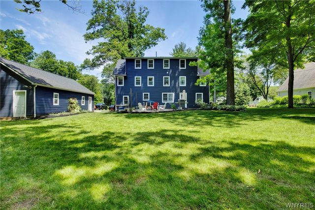 205 Elmhurst Drive, Orchard Park, NY 14127