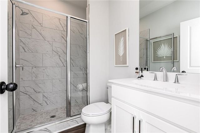 1422 Creekside Circle, Atlanta, GA 30318