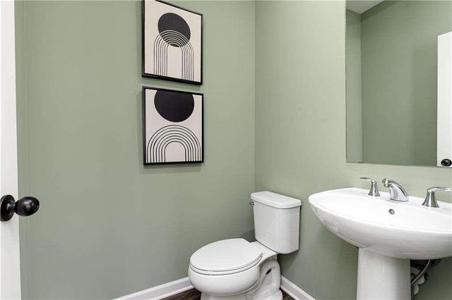 1422 Creekside Circle, Atlanta, GA 30318