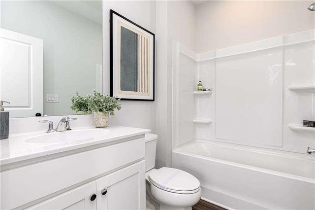 1422 Creekside Circle, Atlanta, GA 30318