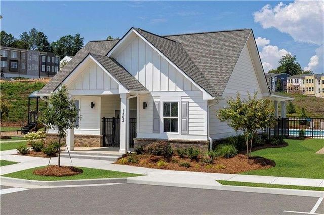 1422 Creekside Circle, Atlanta, GA 30318