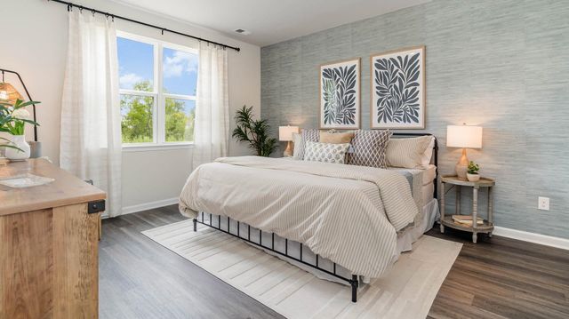 10 CHARTER CV, Oakland, TN 38060