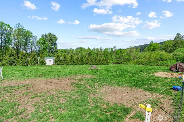 24716 NE 419th Street, Amboy, WA 98601