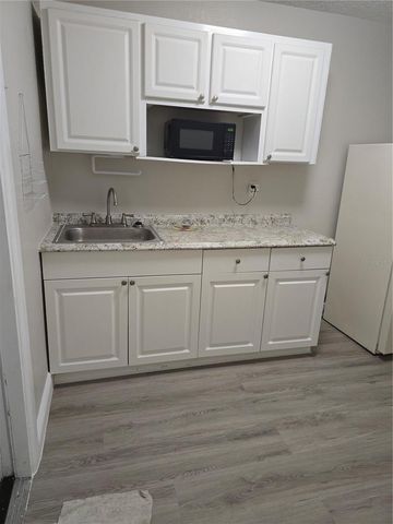 2538 W HIAWATHA STREET, Tampa, FL 33614