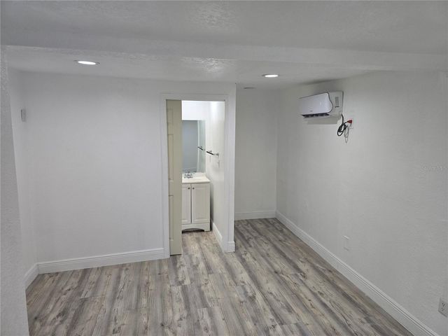 2538 W HIAWATHA STREET, Tampa, FL 33614