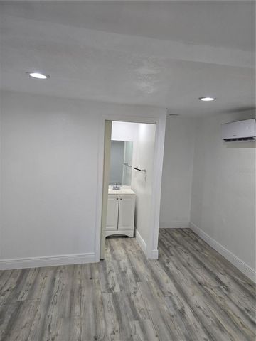 2538 W HIAWATHA STREET, Tampa, FL 33614