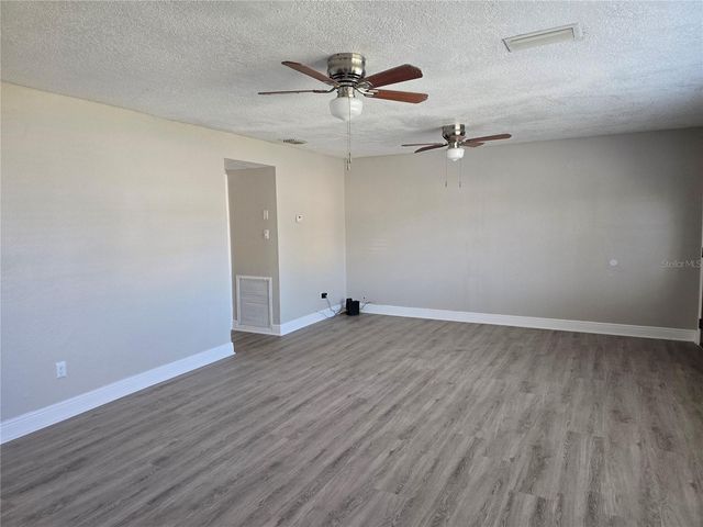 2538 W HIAWATHA STREET, Tampa, FL 33614